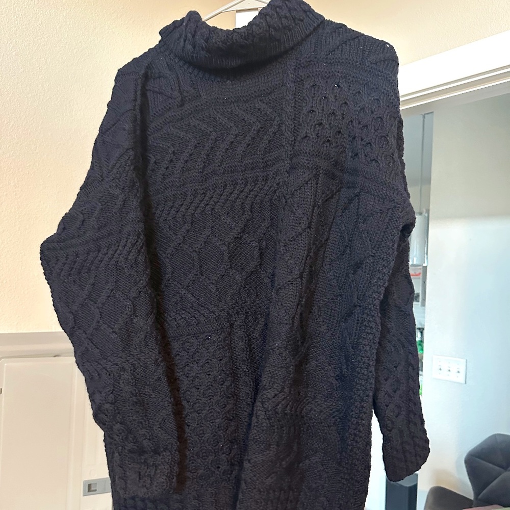 Skellig Ladies Oversized Aran Sweater - Navy, L